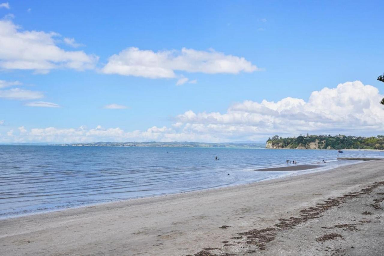 Amazing Home By Beach - Fully Aircon-Ed - Wifi Auckland Eksteriør bilde